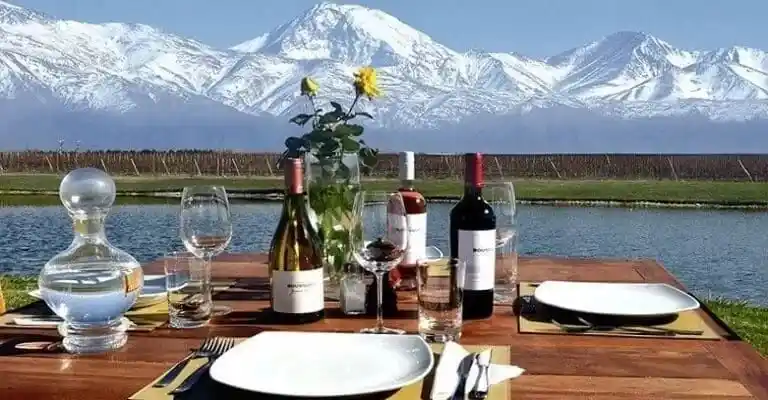 almuerzo-wine-mendozamesa-lago