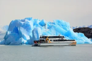 todo-glaciares-navegation-el-calafate-´patagonia-argentina