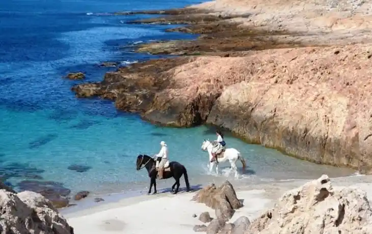 Bahia-Bustamante-Lodge-